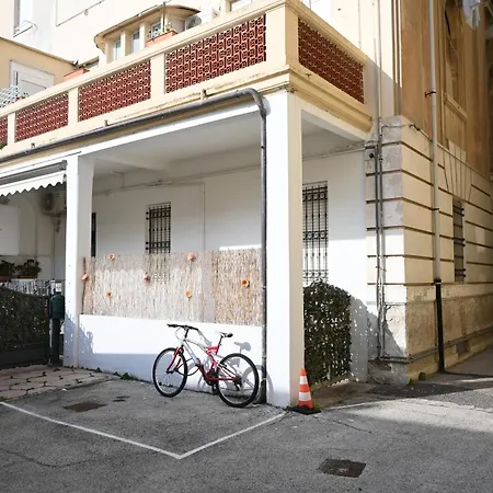 P050 - Porto Recanati, Elegante Trilocale In Centro Storico פורטו רקנאטי