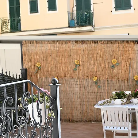 P050 - Porto Recanati, Elegante Trilocale In Centro Storico Apartment Porto Recanati