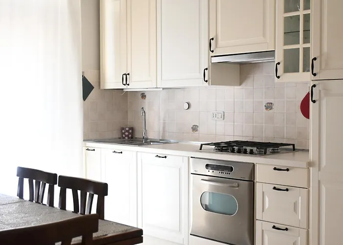 Appartamento P050 - Porto Recanati, Elegante Trilocale In Centro Storico *