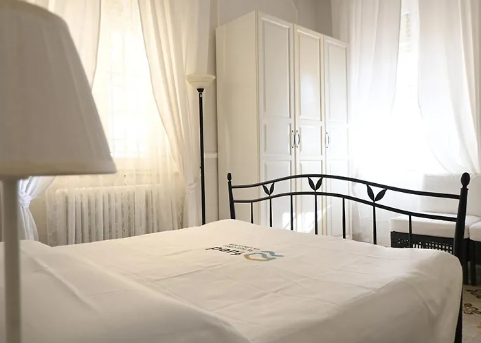 Appartamento P050 - Porto Recanati, Elegante Trilocale In Centro Storico Porto Recanati