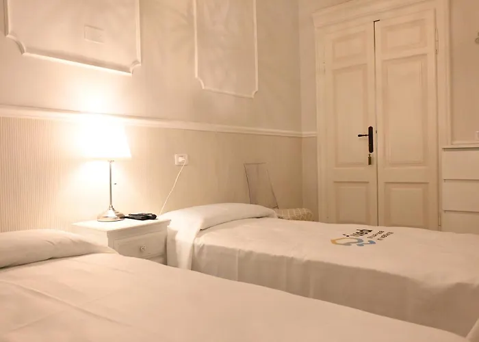 P050 - Porto Recanati, Elegante Trilocale In Centro Storico Appartamento *